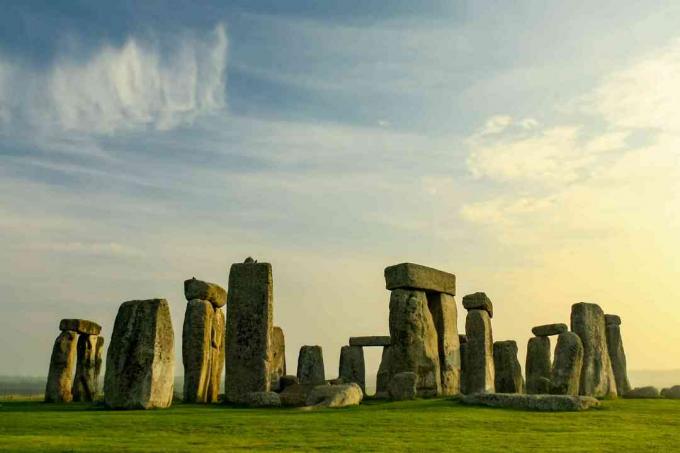 Stonehenge την ανατολή του ηλίου