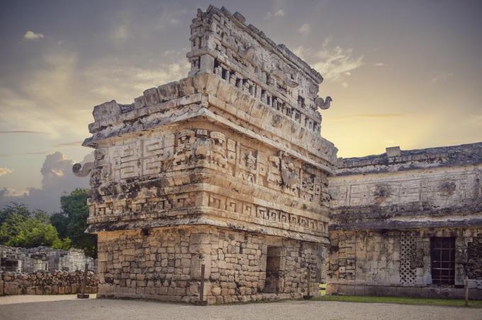 «La Iglesia» στο Chichén Itzá / αρχαιολογικός χώρος